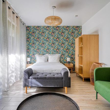 Superbe Studio Avec Terrasse Brunoy Exteriör bild