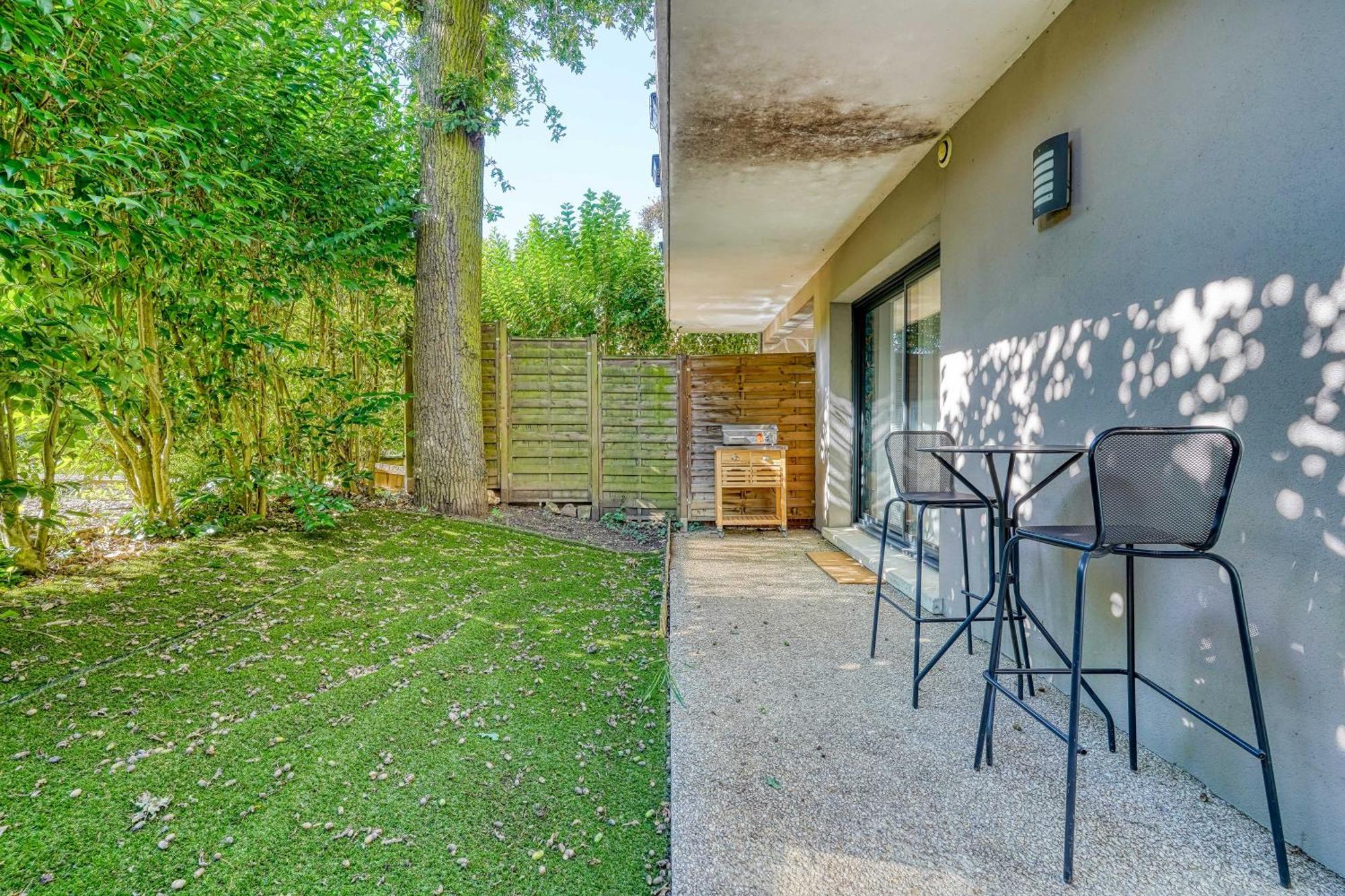 Superbe Studio Avec Terrasse Brunoy Exteriör bild